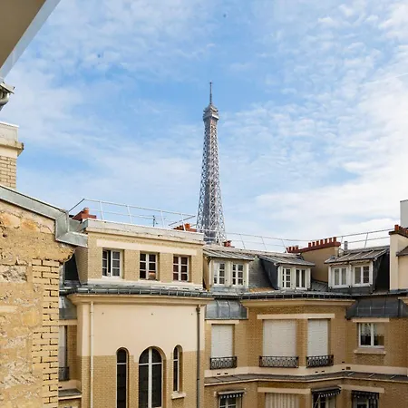 Superb Trocadero Eiffel Tower